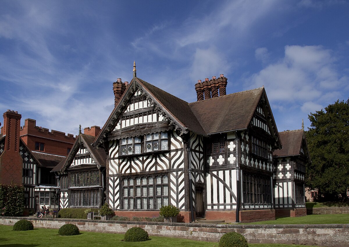 Wightwick Manor invites public behind the scenes
